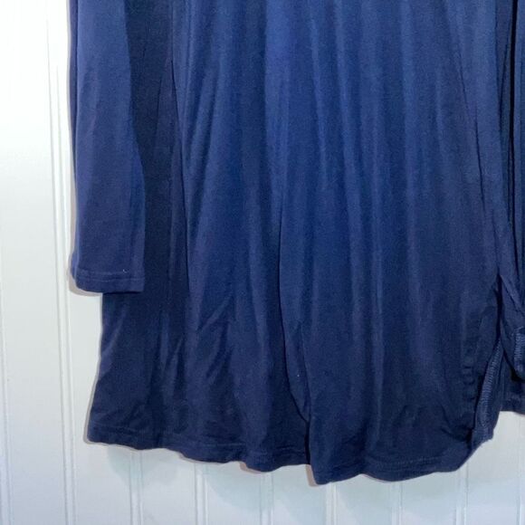 The Royal Standard Twist Front Top Women’s XLarge Blue Long Sleeve Crew Neck - Picture 3 of 11